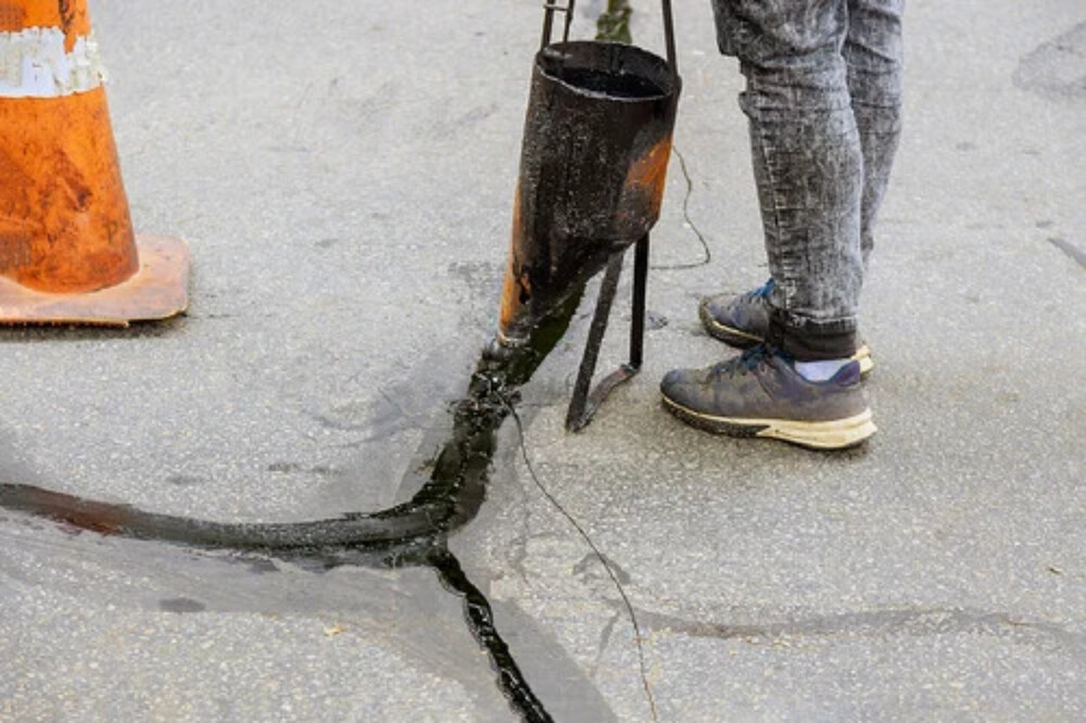 Crack Filling Service