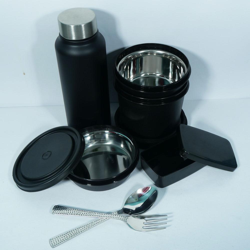 Lovelyware black teso 5 lunch box