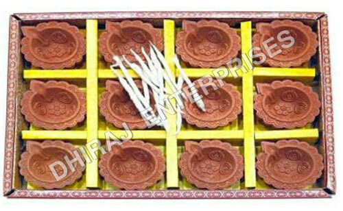Terracotta Clay Diyas - Capacity: Holds Approximately 10-15 Ml Oil