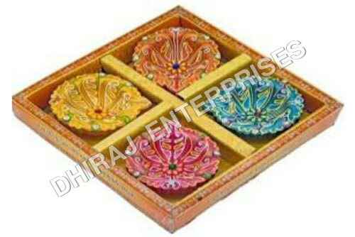 Decorative Terracotta Clay Diyas - Color: Multicolor (Red