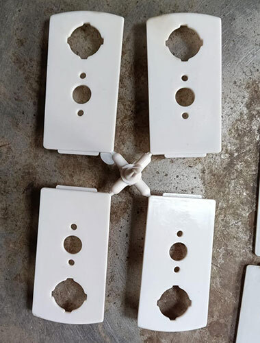 Plastic Die Injection - Cavity: Single Or Multi Cavity