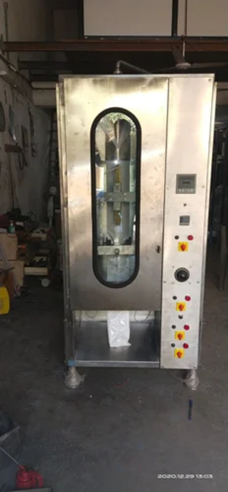 Automatic 1 Liter Butter Milk Pouch Packing Machine