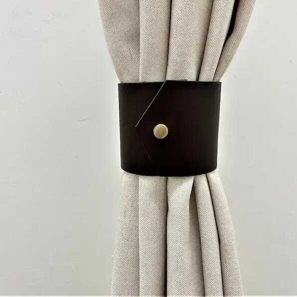 CC-01 Curtain Closure