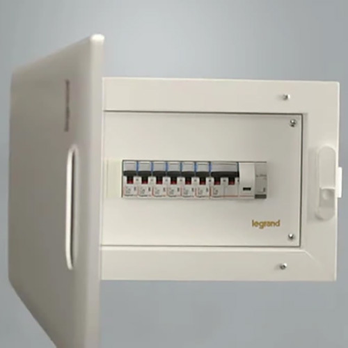 Legrand SPN DD 8 way 507611 Distribution Box