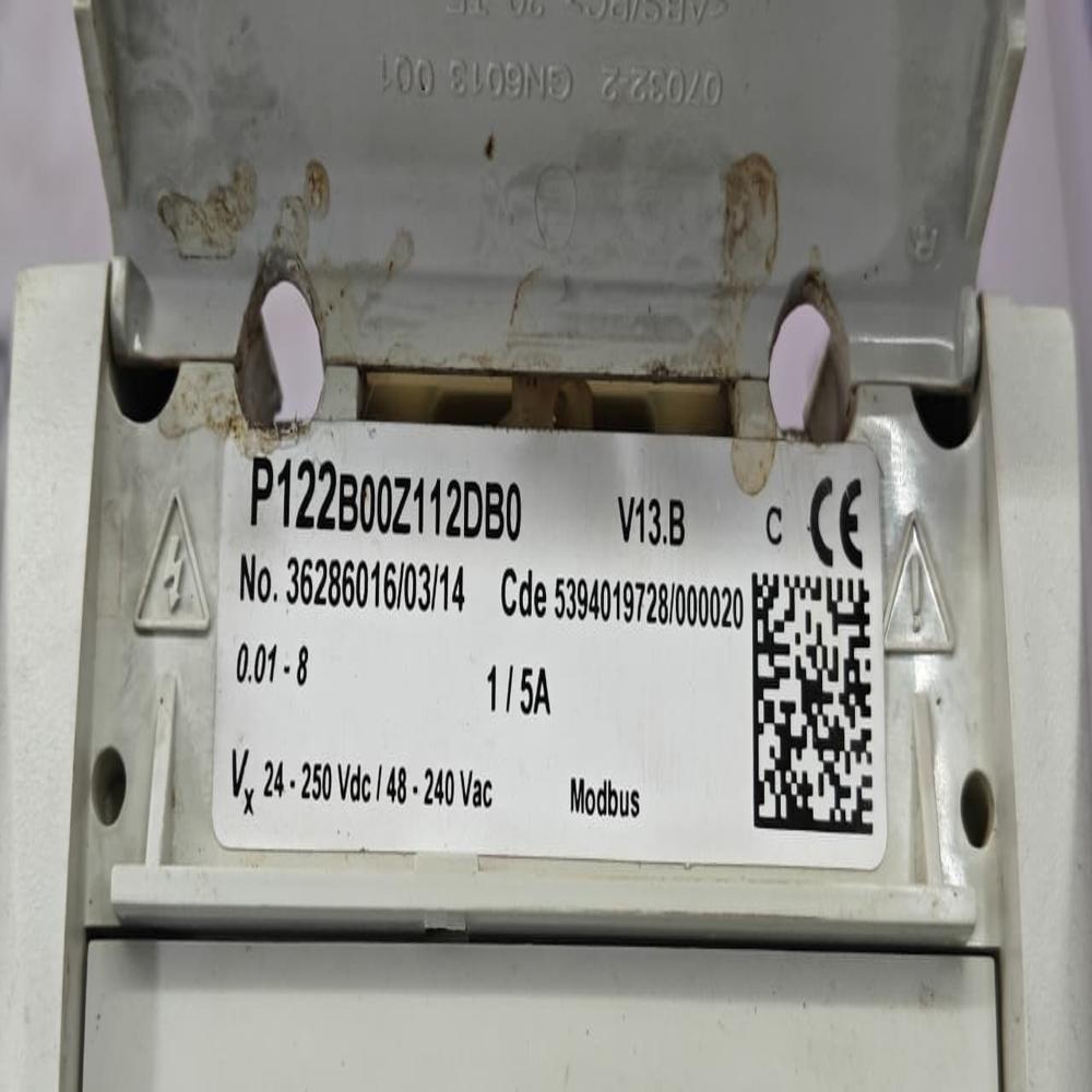 Schneider P122b00z112db0