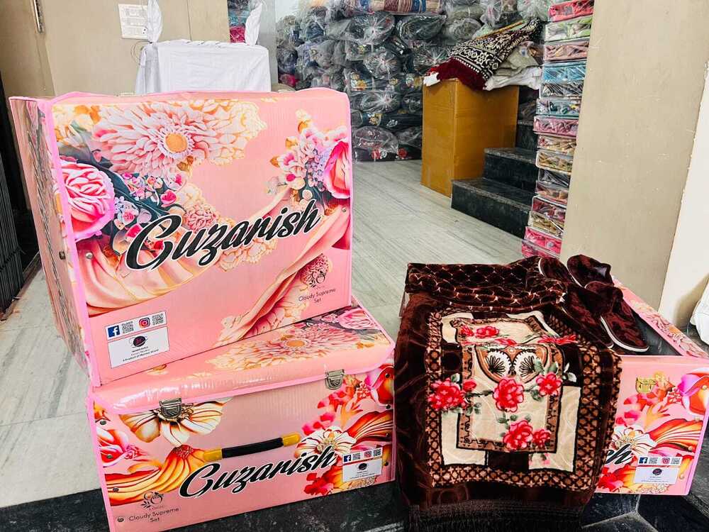 Guzanish Cloudy Supreme Blanket Set