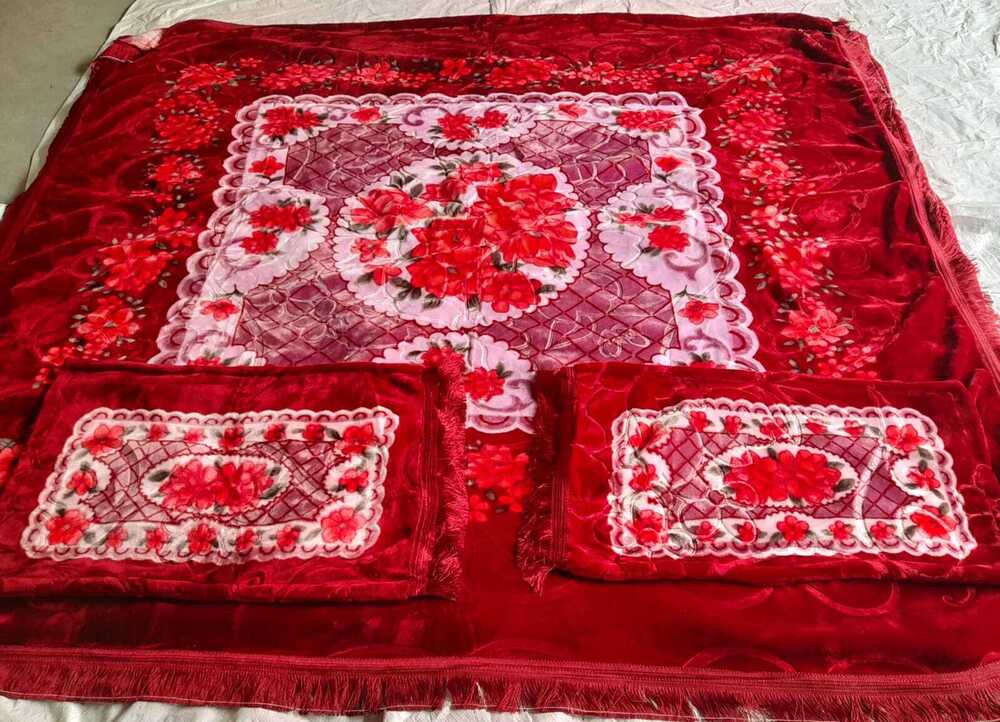 Shilay Red Rose Premium Blanket Set