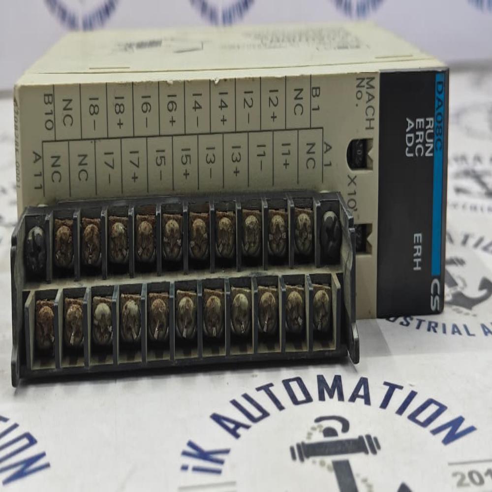 OMRON CS1W-DA08C
