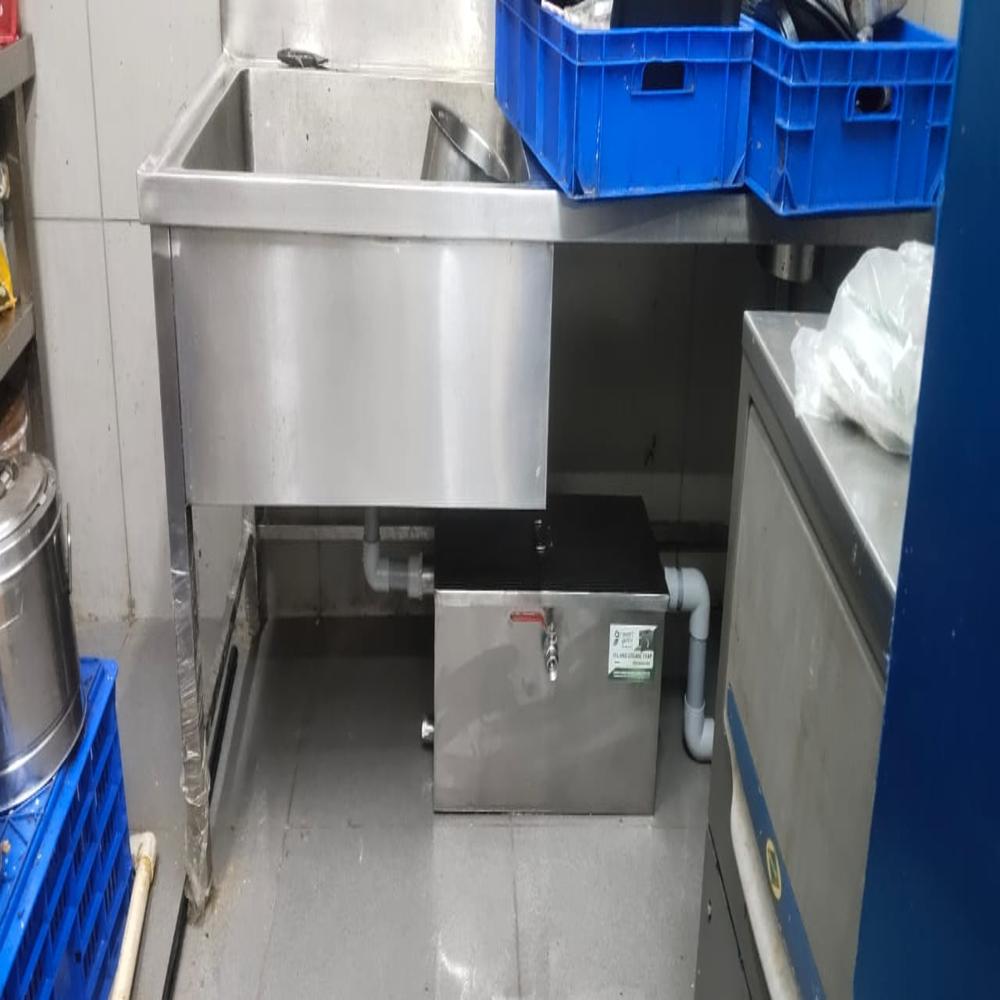 MODEL No GG-OGT 35 Capacity 35 L Grease Trap