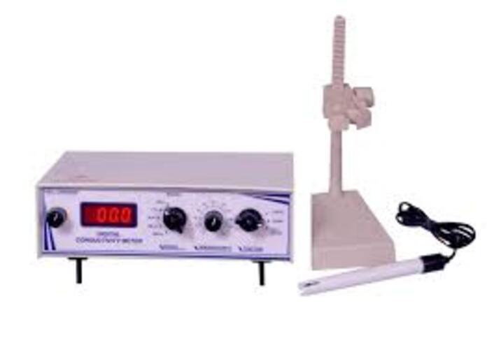 Digital Conductivity Meter