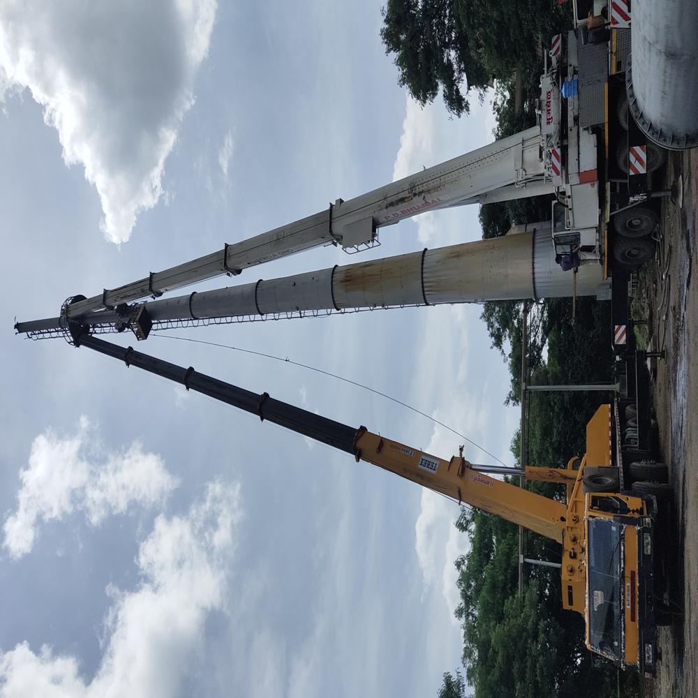 Liebherr 100 Ton Mobile Crane