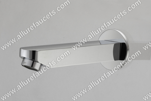 Bath Spout - Durable Brass, Versatile Design for Easy Installation - Sleek Finish, Universal Fit