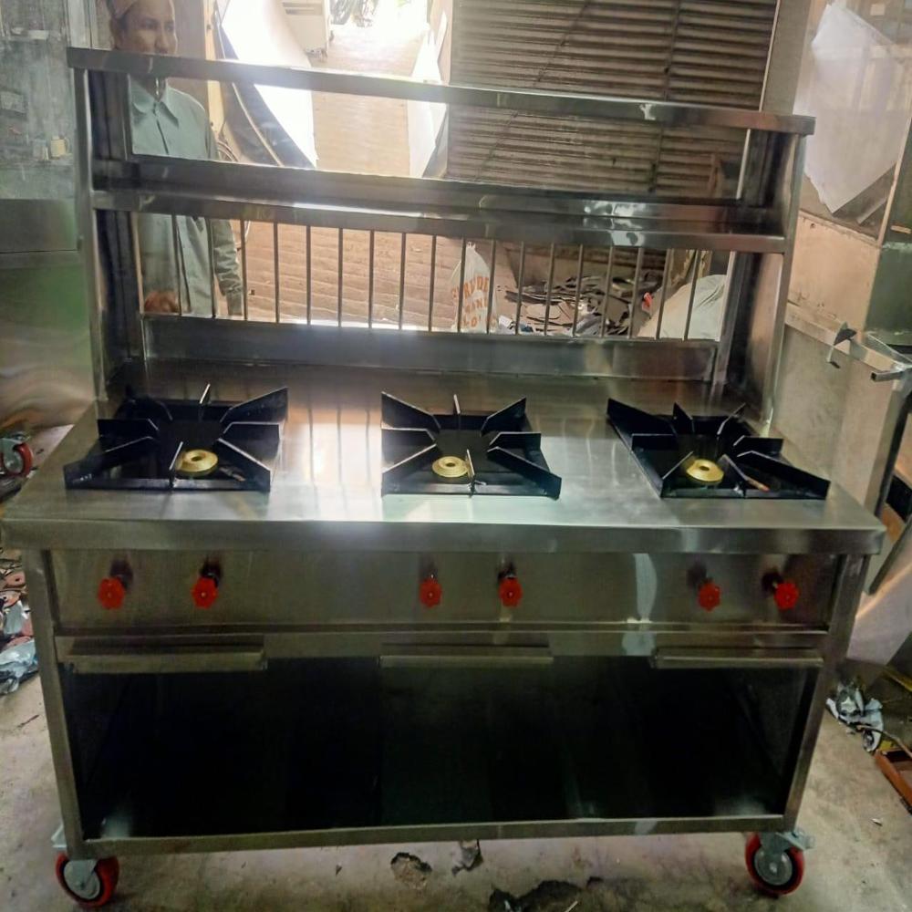 3 बर्नर भारतीय गैस रेंज के साथ 1 BS