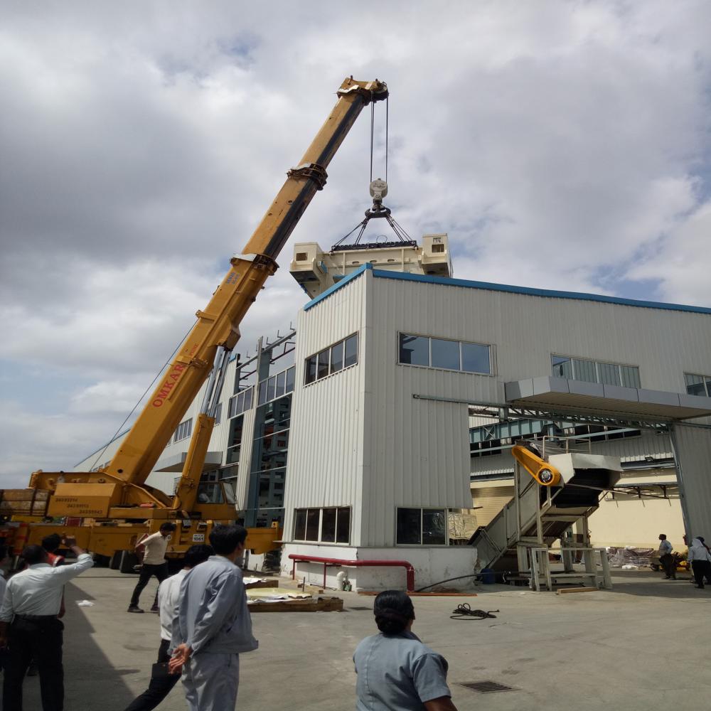 100 Ton Mobile Crane Rental Services For Construction