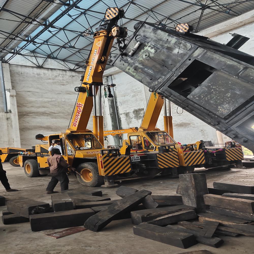 Truck Mounted Crane Rental Services