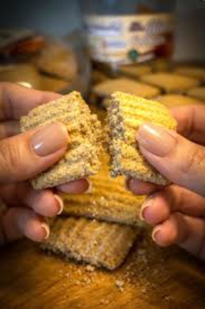 Bakery Atta Biscuit