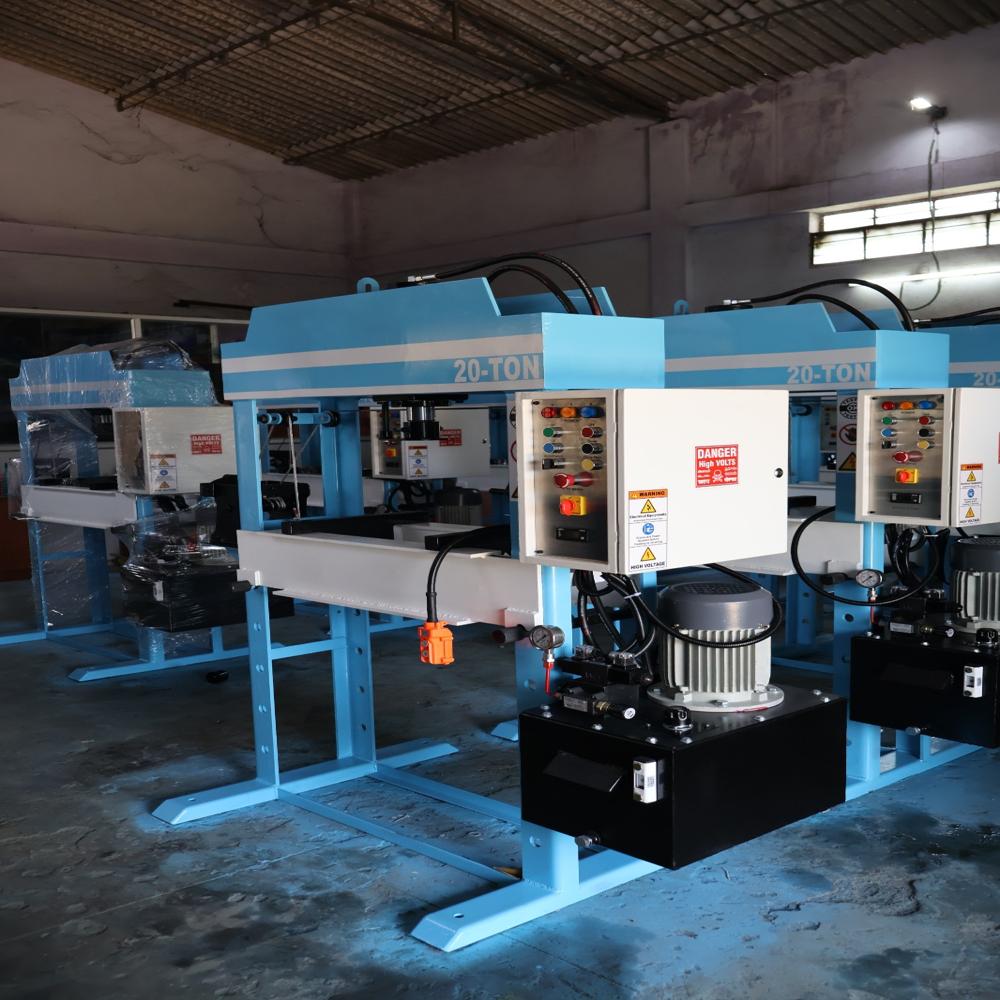Hydraulic Press Machine - Industrial Grade, 415-440 Volt, Blue, Adjustable Nominal Force, Electric Motor, Optional Plc System, Analog/digital Pressure Gauge , Proportional And Solenoid Valves 