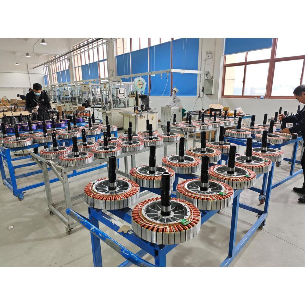 AMTHI Brushless Servo Motor Public Place 39db HVLS Ventilation Air Flow Industrial HVLS Ceiling Big Size Electric Fan Motor