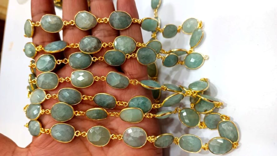 Natural Aquamarine Briolette Connector Chain Free Shape Bezel Chain 12 to 15 mm