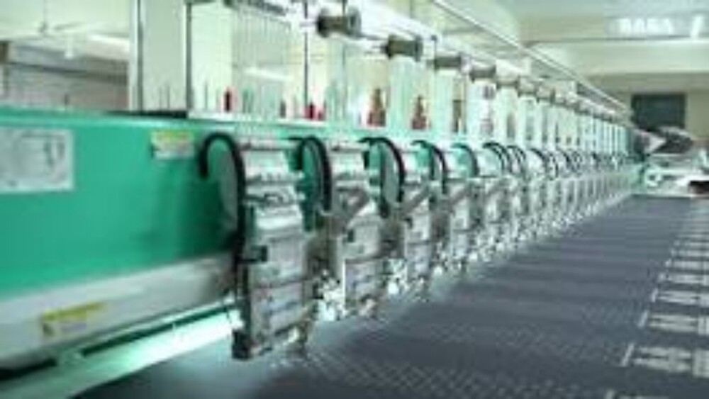 18 Head Computerized Embroidery Machine - Power: 240 Volt (V)