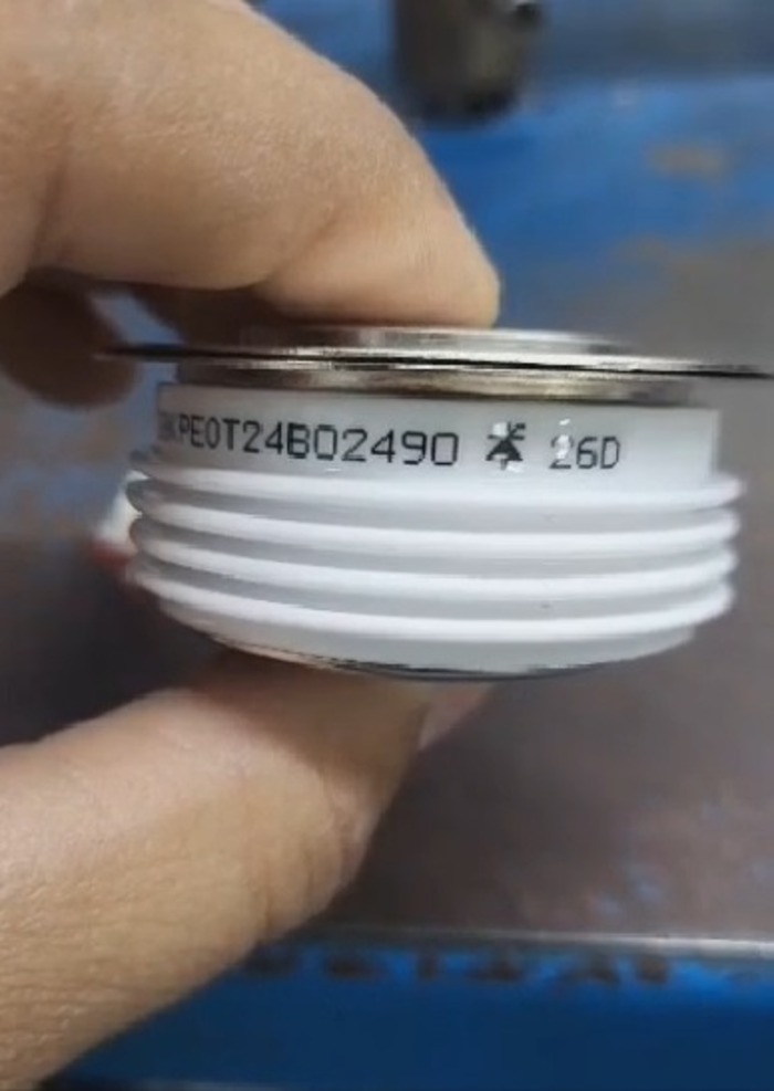 Usha Electric Make DCR Thyristor Capsule Model No. Y38KPEOT24B02490
