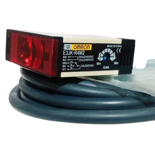 E3JK-R4M2 Photoelectric Sensor