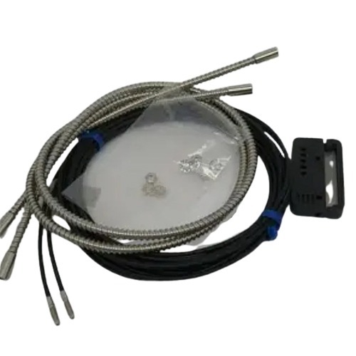 E32-TC200A Photoelectric Fiber Optic Sensor