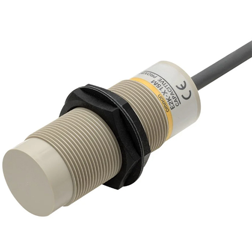 Omron E2K-X4ME2 Proximity Sensor