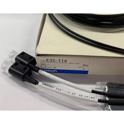 E32-T14F Photoelectric Fiber Optic Sensor