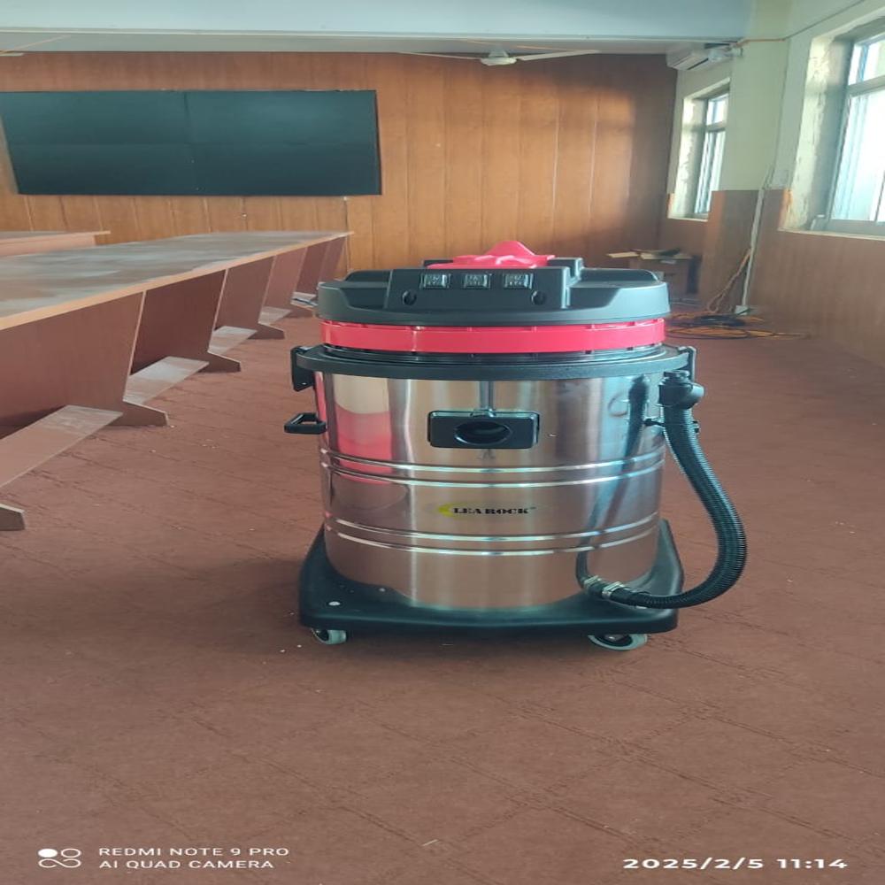 Industrial wet dry Vacuum cleaner CRV 80 (3 MOTOR) 