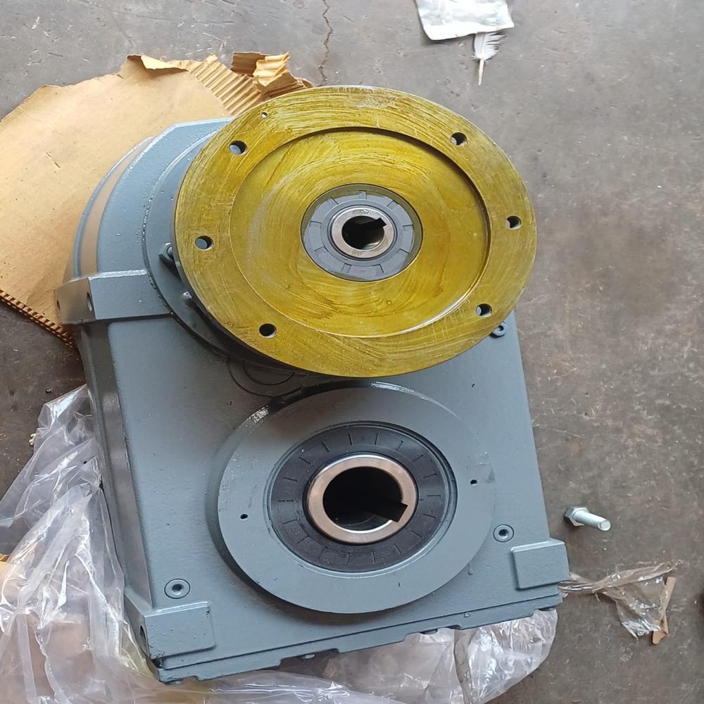 High Torque F Series Gear Reducer for Crane Travel Drive