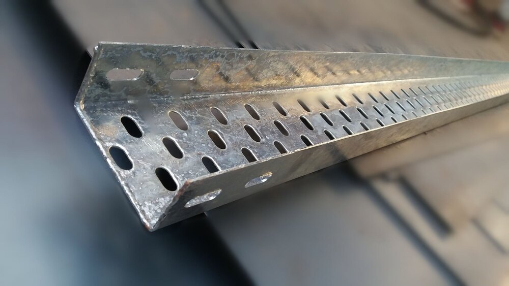 Hot Dip Galvanized Perforated Cable Tray