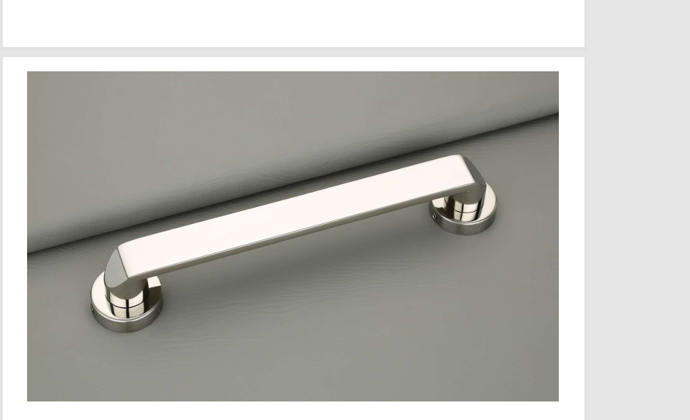 Main Door Handle - Color: Silver/Chrome