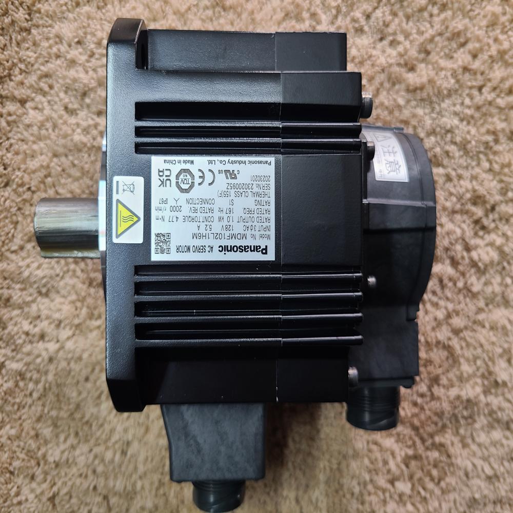 MSMF012L1U2M Panasonic A6 100W Motor, Torque Nm -0.32, RPM - 3000