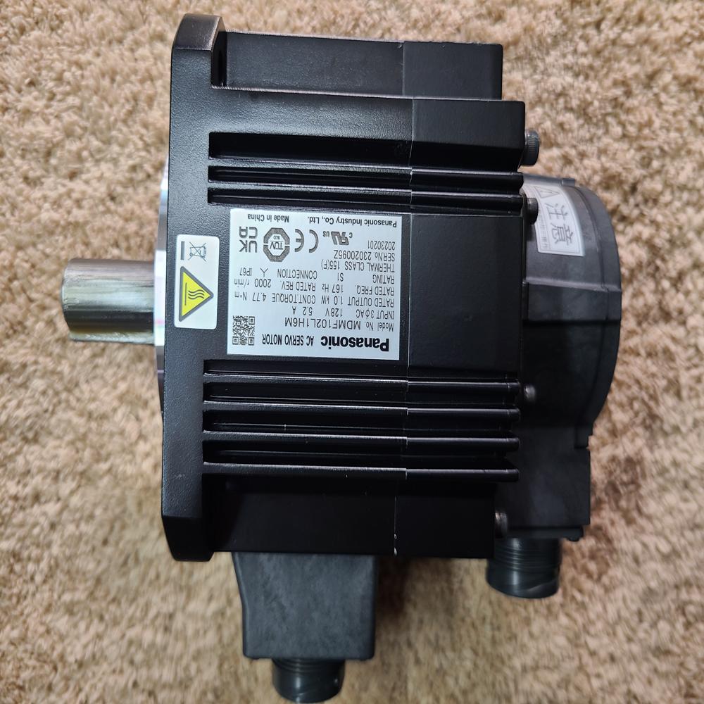 MSMF012L1U2M Panasonic A6 100W Motor, Torque Nm -0.32, RPM - 3000