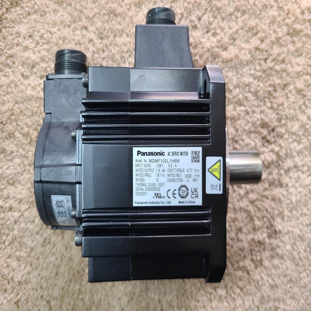 MSMF012L1V2M Panasonic A6 100W Motor + BRK , Torque Nm -0.32, RPM - 3000