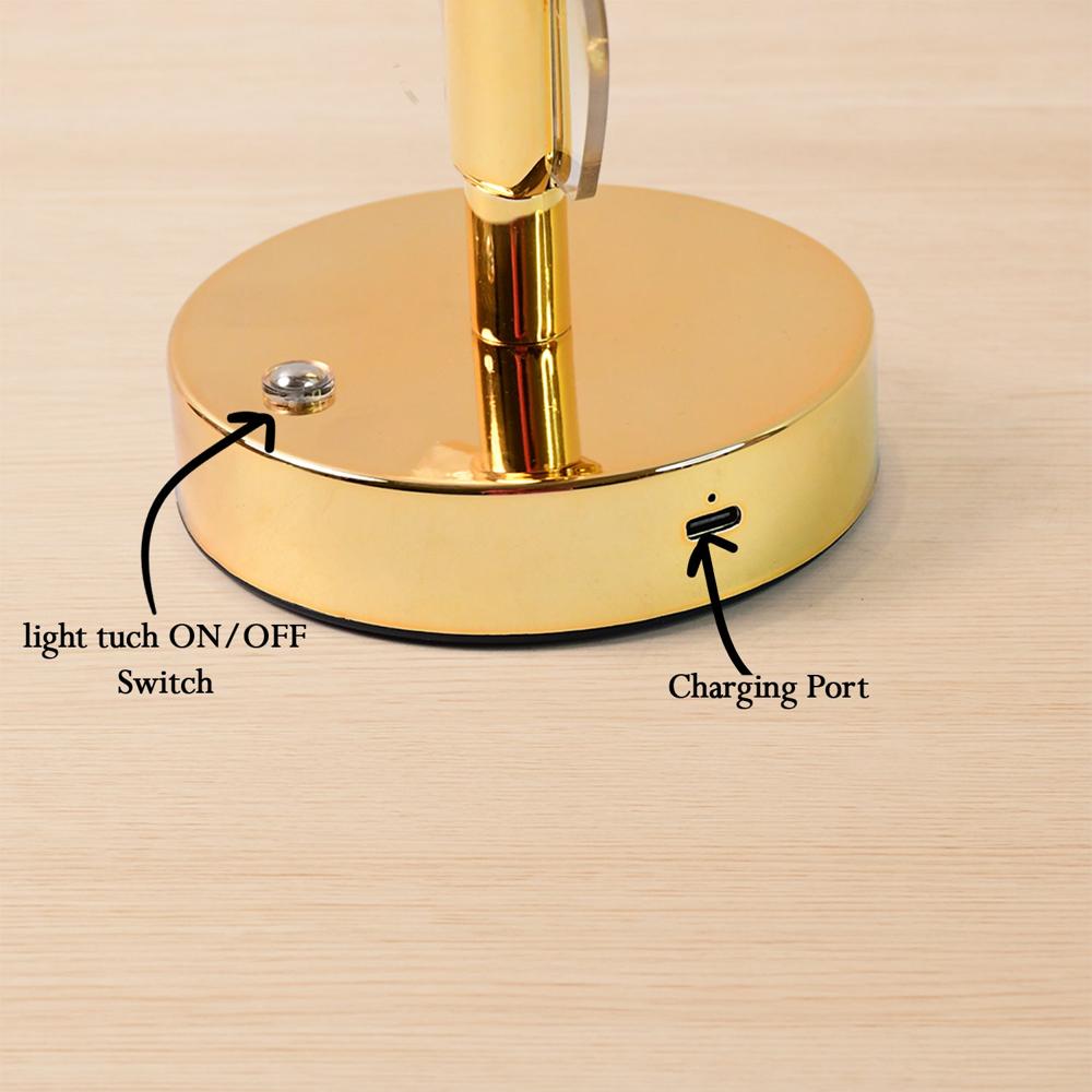 Luxury Golden Leaf Design Crystal Table Lamp (1 Pc)