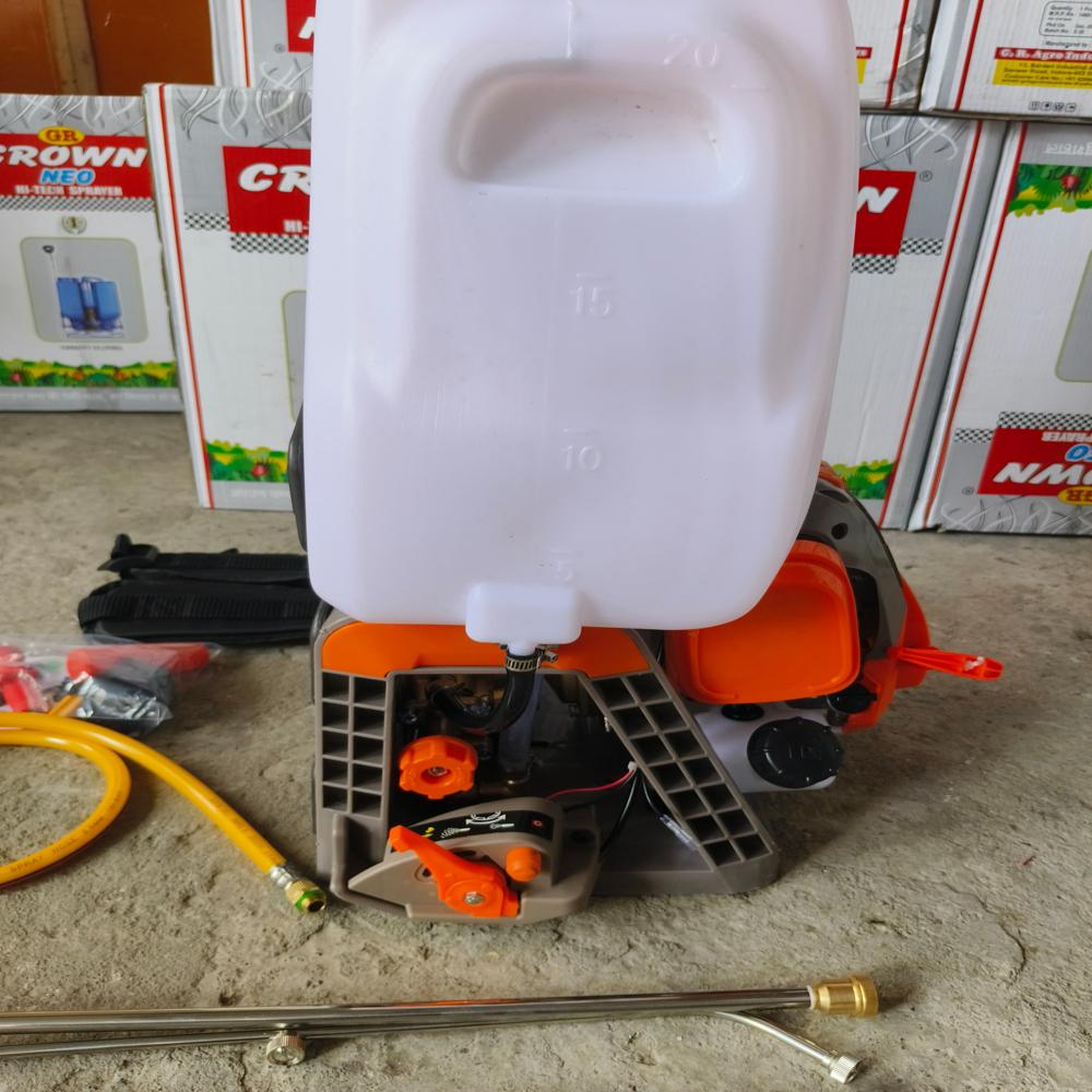 Crown 4 Stroke Power Sprayer