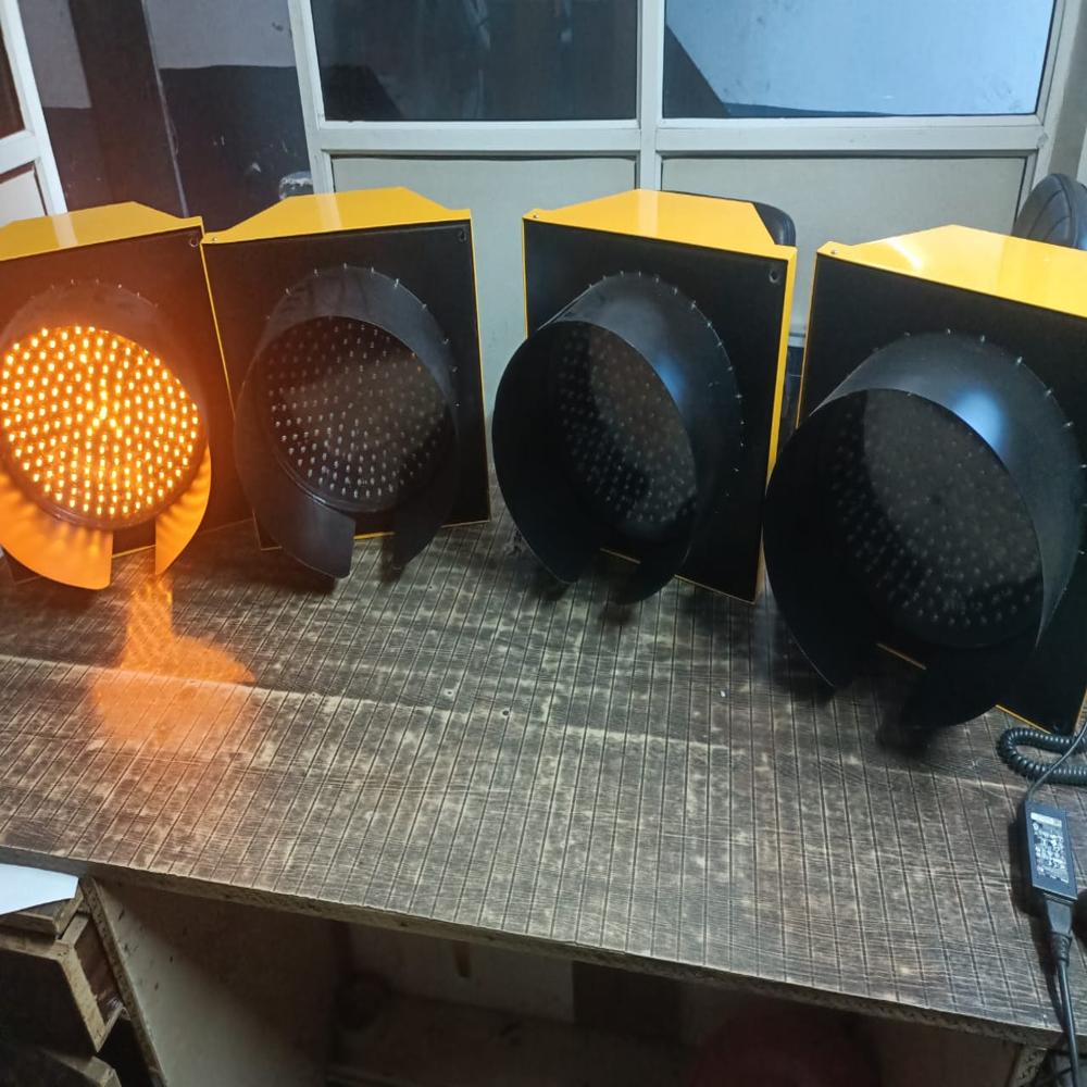 Solar Led Traffic Blinker - Application: Commercial