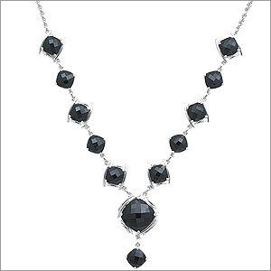 Black Onyx Sterling Silver Fashionable Necklace Gender: Women