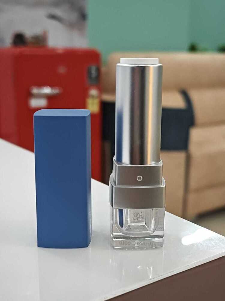 B-1017 4 g Plastic lipstick empty container