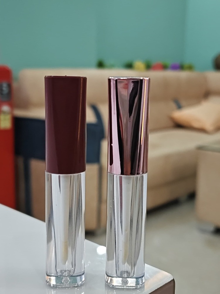 L-1026 1.5 ml Plastic Lipstick Container
