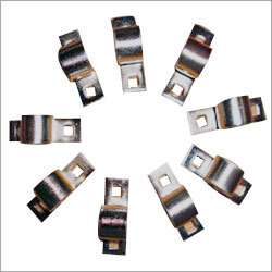 दरवाजों और खिड़कियों के सामान और फिटिंग