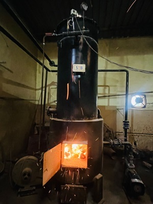 Vertical Single Pass Manual Fired Wood Fired