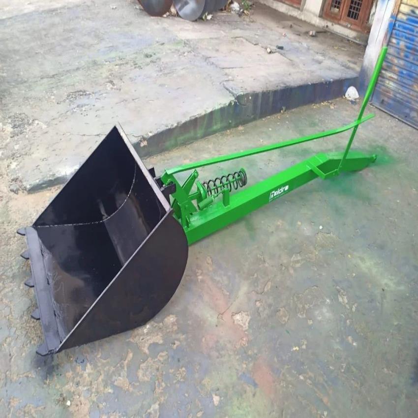 Kb102 Agricultural Earth-moving Loader - Hard Core Iron, 95"x33"x36" Inch Dimensions, 300 Kg Capacity | Gear Drive, Hand Crank Start, 12 Feet Dumping Height