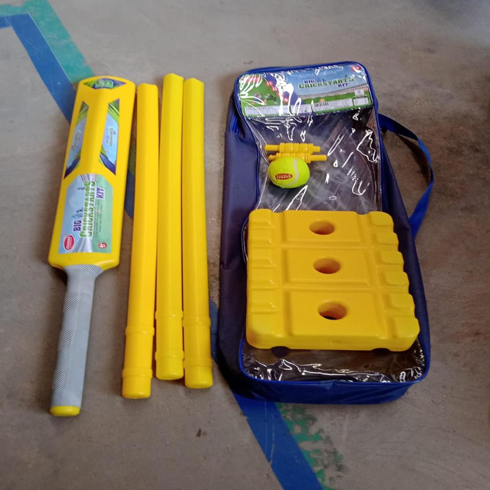 Cricket Kit with Bat, Rubber Ball, Bails, 3 Stumps Stand Base