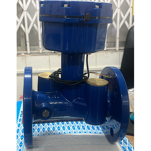 Ultrasonic Water Meter Flanged Ends Battery Powered - Accuracy: 1% Of Measured Value  %