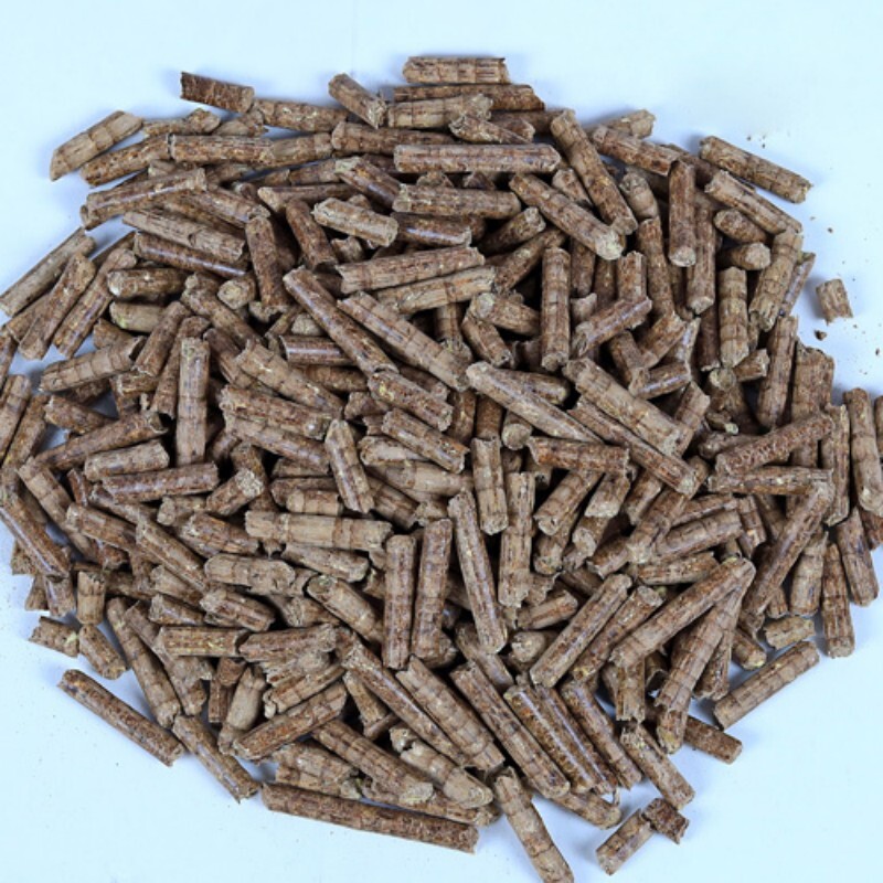 Sawdust Pellet - Color: Brown