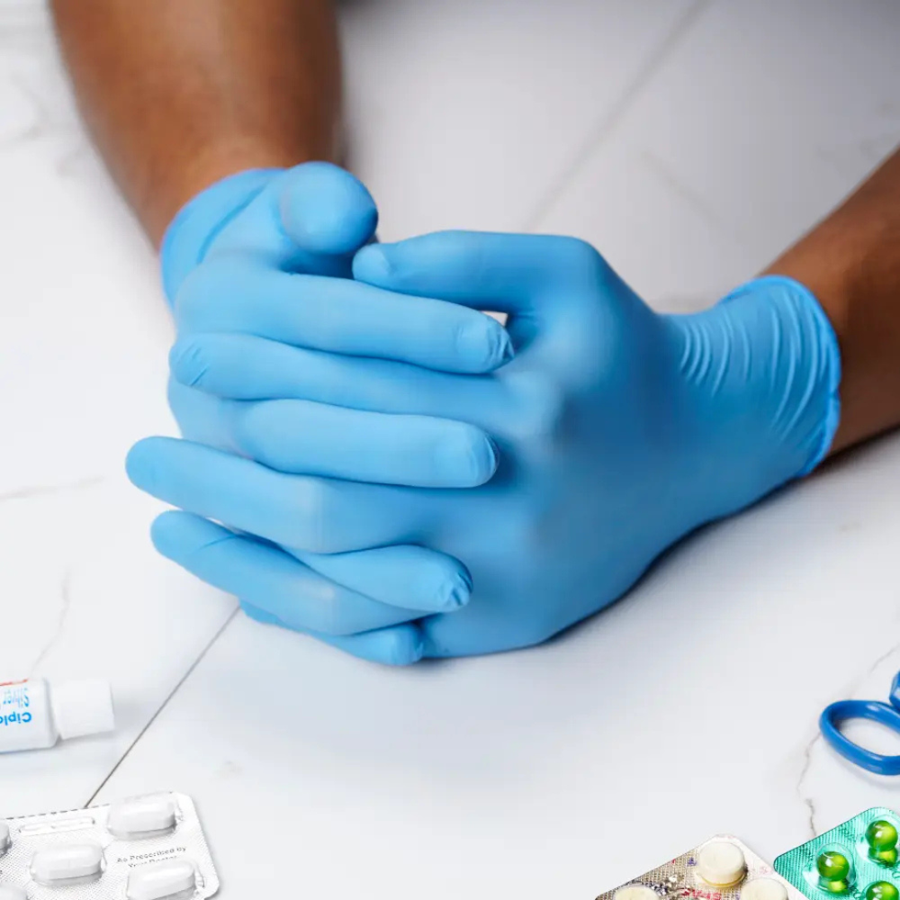 Nitrile Surgical Gloves (Powder-Free , Non-Sterile-Sterile-Disposable)