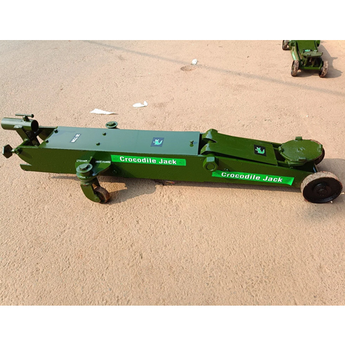 3 Ton Crocodile Jack - Mild Steel, Over 20 Inch Height , Hydraulic Force For Effortless Vehicle Lifting In Stylish Green